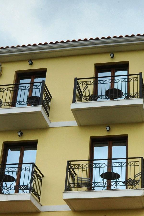Castri Hotel ذلفي المظهر الخارجي الصورة