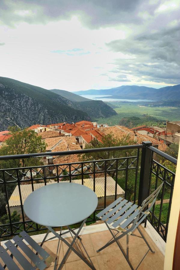 Castri Hotel ذلفي المظهر الخارجي الصورة