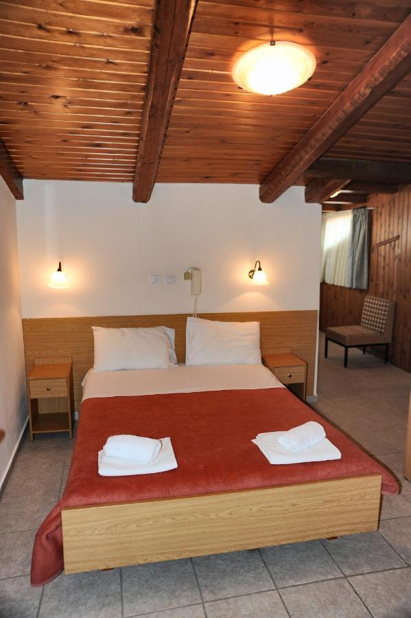 Castri Hotel ذلفي المظهر الخارجي الصورة