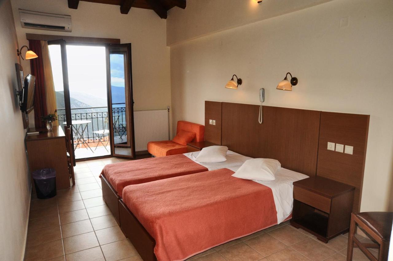 Castri Hotel ذلفي المظهر الخارجي الصورة