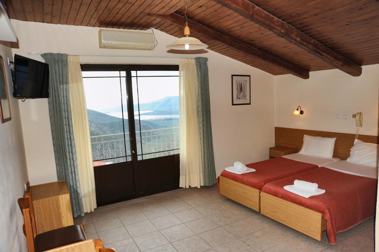 Castri Hotel ذلفي المظهر الخارجي الصورة