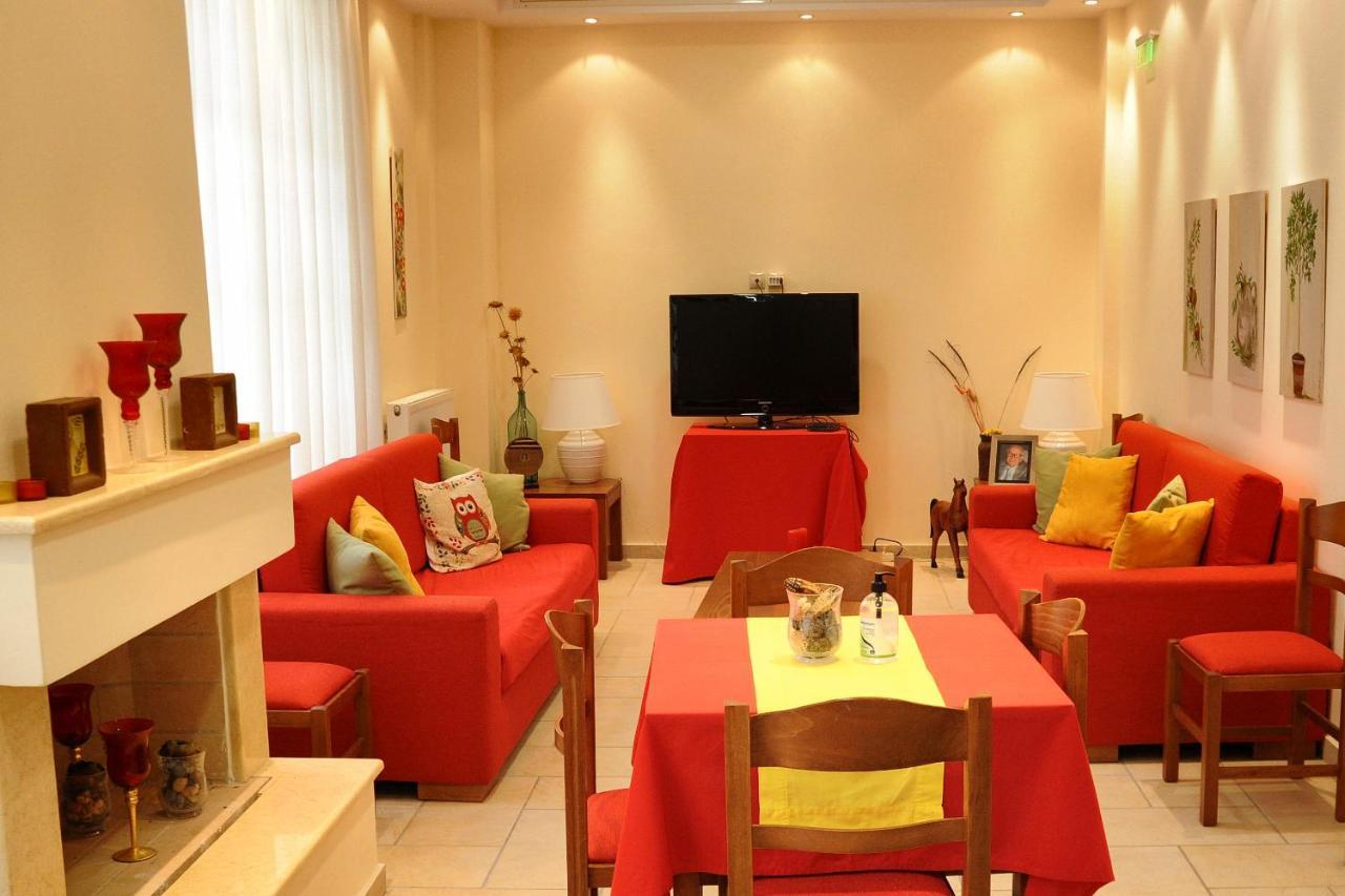 Castri Hotel ذلفي المظهر الخارجي الصورة